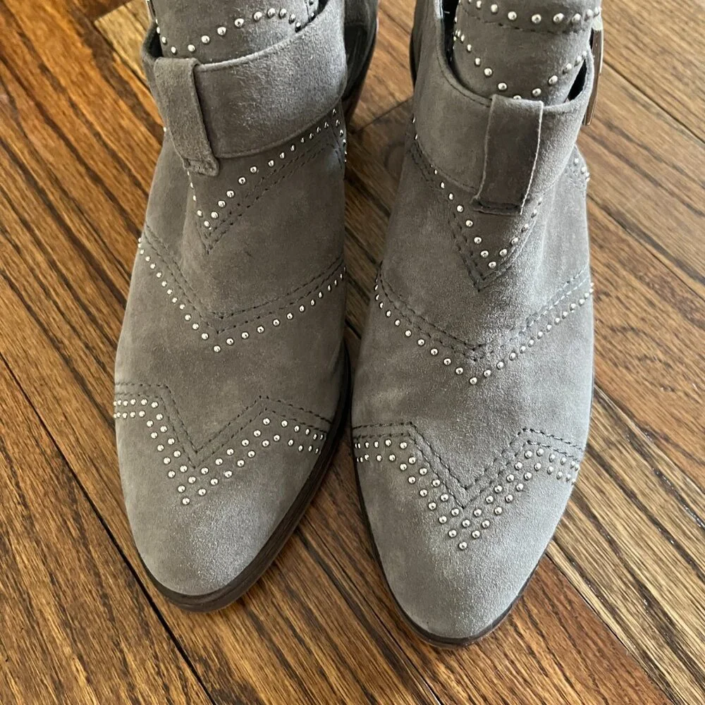 Vince Camuto Grey Suede Raina Studded Buckled Booties Women's Edgy Boho 6M - Picture 5 of 11